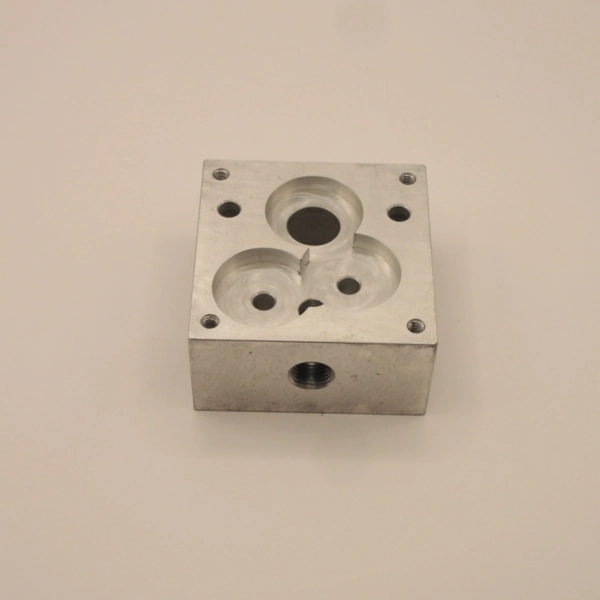 Hydraulic Pump Body spare part for hydraulic pumps from Startrite industrial vertical bandsaw.
