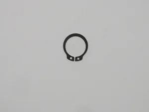 External Circlip for the Startrite H175 & H200 gearbox & microswitch assemblies. Also used on the V500 gearshift assembly