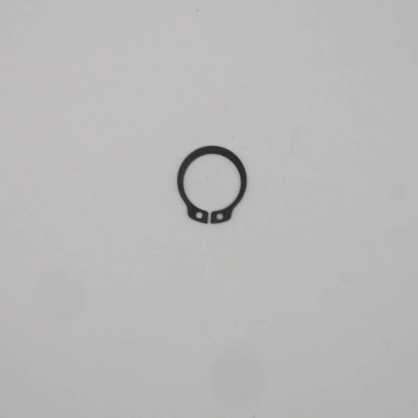 External Circlip for the Startrite H175 & H200 gearbox & microswitch assemblies. Also used on the V500 gearshift assembly