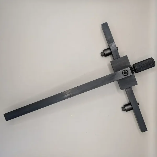 Top down view of the Startrite bandit rip fence assembly