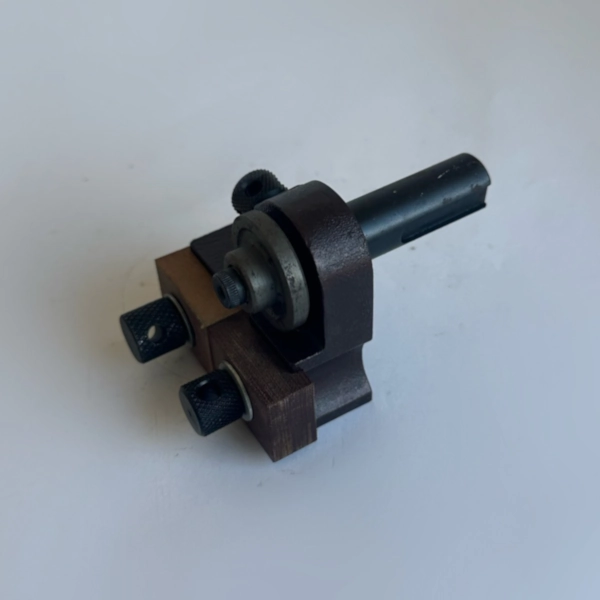 Startrite lower wood cutting blade guide assembly