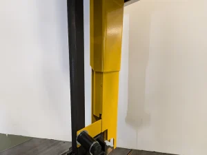 backside of the Startrite 352 blade guard, fitted to the saw. Shows the guard is fully enclosed around the bandsaw blade