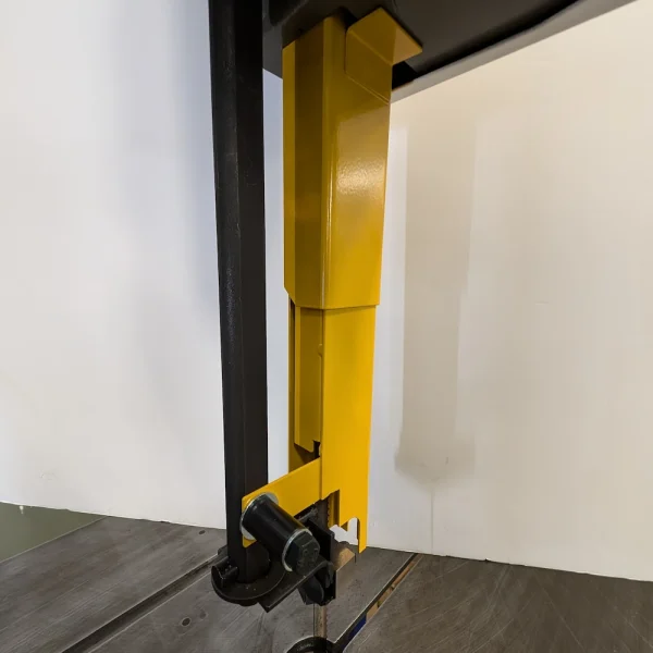 backside of the Startrite 352 blade guard, fitted to the saw. Shows the guard is fully enclosed around the bandsaw blade
