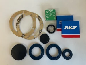 A KIT OF BEARING AND SEALS FOR THE BO1460 REHFUSS FREE INPUT GEARBOX, FOUND ON SOME STARTRITE HORIZONTAL BANDSAWS