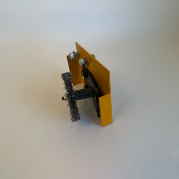 Side view of Blade Brush & Brush Guard Assembly, suitable for the Startrite H225, H250 & H330 bandsaws.