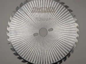 Universal circular saw blade for the Startrite TA300 & TA1250. 250mm diameter, 30mm bore, 40 teeth. NOT compatible with a scoring blade