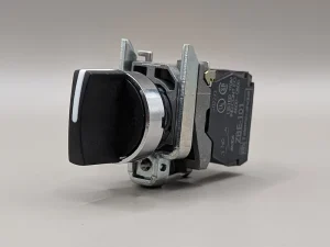 Startrite HB coolant Switch with three positions. Features the required electrical contact blocks