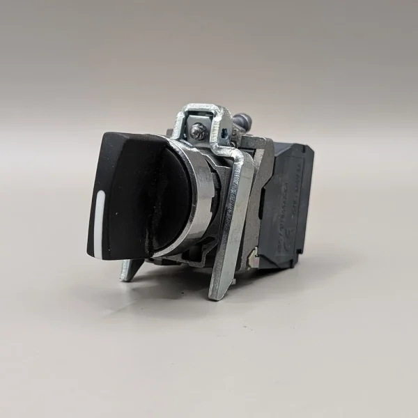 Startrite HB Bow operator switch, with 3 positions. used on automatic models of the Startrite HB bnadsaws.