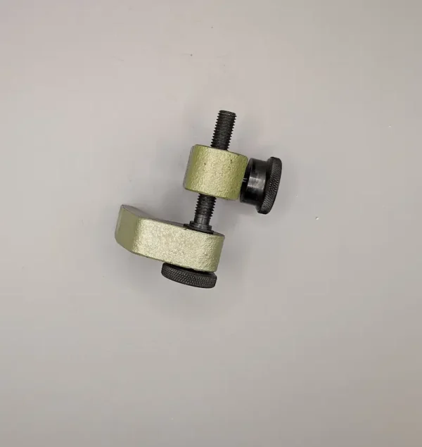 birds-eye view of the Startrite TA175 & TA275 fence bar stop assembly.